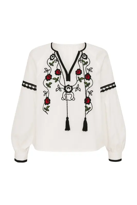 Women's White Embroidered Fringed Woven Blouse ALC-X10194 - TREND ALAÇATI STILI