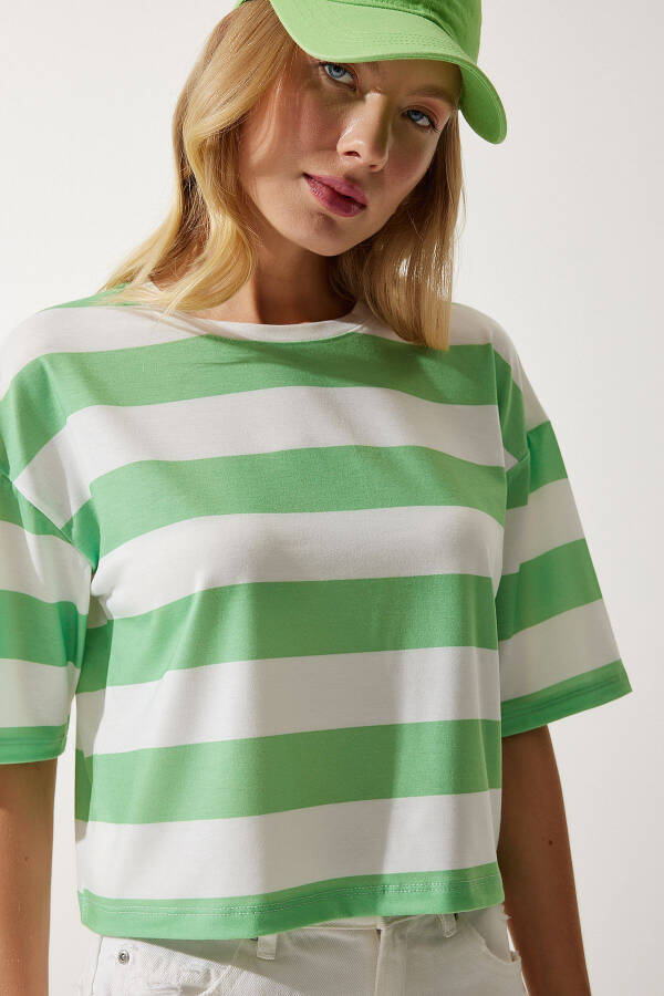 Women's White Green Bicycle Neck Striped Cropped Knit T-Shirt HF00452 - 3