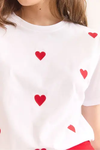 Women's White Heart Embroidered Cotton Regular Fit T-Shirt - 6
