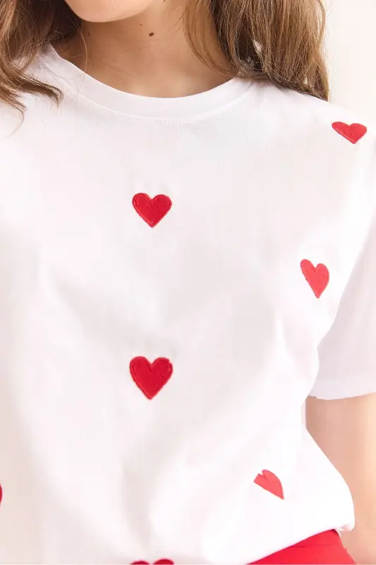 Women's White Heart Embroidered Cotton Regular Fit T-Shirt - 6