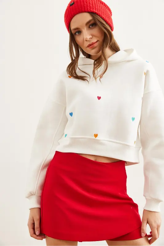 Women's White Heart Embroidered Fleece Crop Hoodie SWT-19000681-White - 6