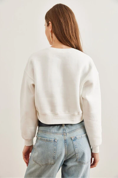 Women's White Heart Embroidery Thistle Crop Thick Sweatshirt SWT-19000662 - 5