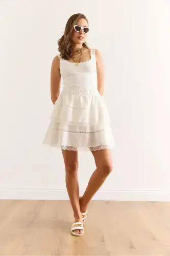 Women's White Lace Detailed Shorts Linen Look - 3