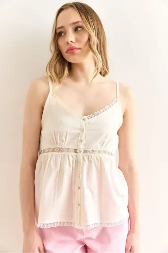 Women's White Lace Detailed Strappy Linen Camisole Blouse - 4
