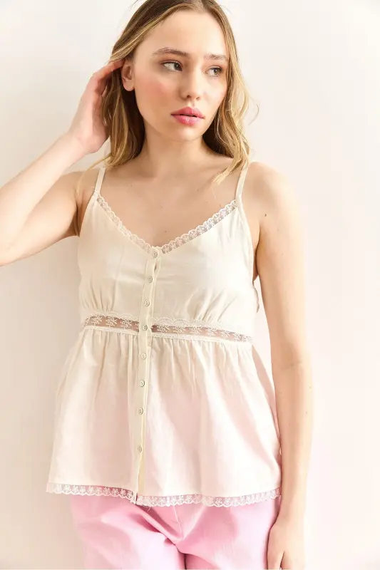 Women's White Lace Detailed Strappy Linen Camisole Blouse - 6
