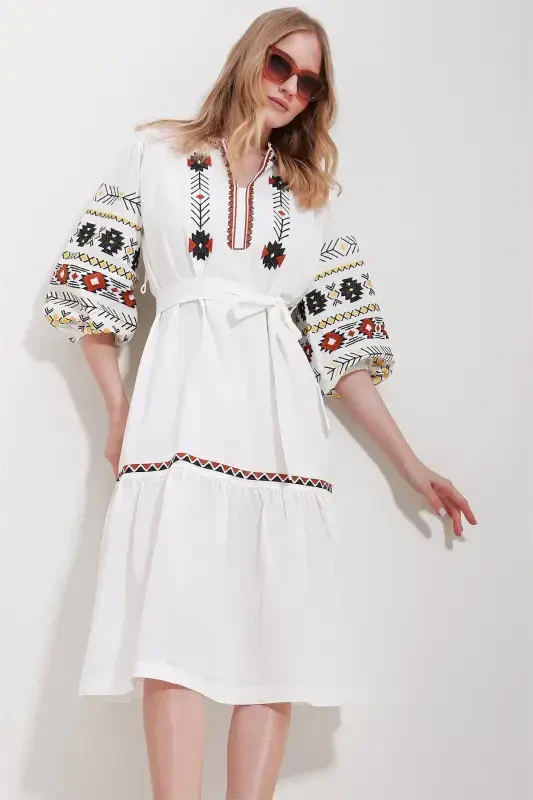 Women's White Mandarin Collar Balloon Sleeve Lined Belted Embroidered Dress ALC-X11571 - 4