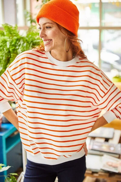 Women's White Orange Striped Basic Soft-Textured Oversized Sweatshirt SWT-19000457 - 2
