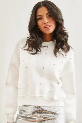 Women's White Pearl Detailed Fleece Crop Thick Sweatshirt SWT-19000663-White 