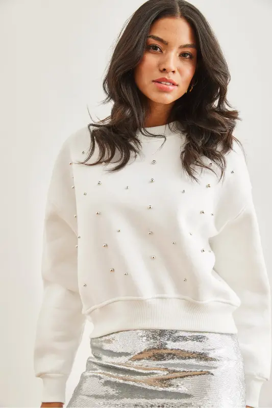 Women's White Pearl Detailed Fleece Crop Thick Sweatshirt SWT-19000663-White - 3