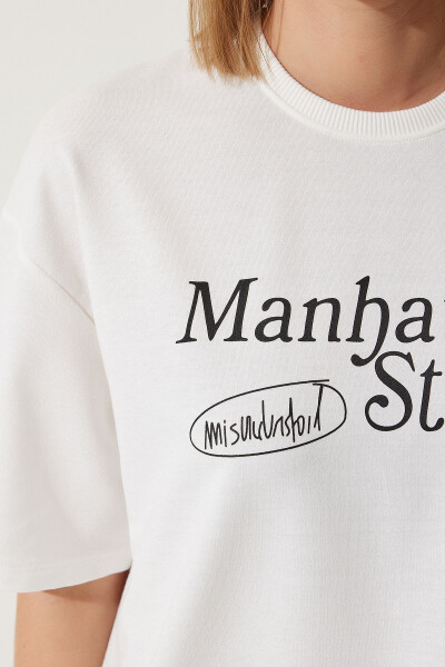 Women's White Printed Oversize Two Thread Knitted T-Shirt - 4