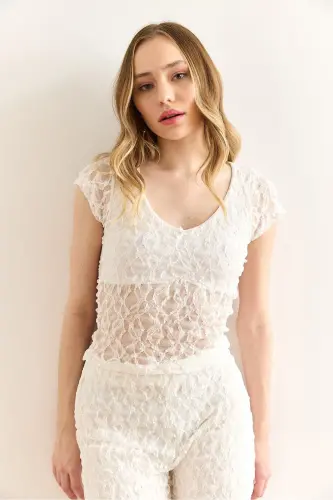 Women's White Robe Lined V-Neck Crop Lace Blouse B - OLALOOK (1)