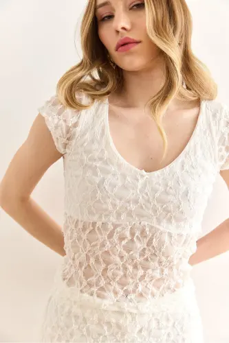 Women's White Robe Lined V-Neck Crop Lace Blouse B - 5