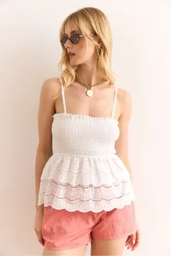 Women's White Sleeveless Guipure Lace Detailed Blouse BLZ-1 - 4