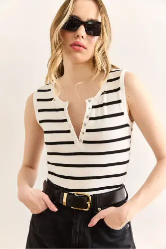 Women's White Snap Fastener Striped Flexible Crop Blouse Blz-1 - 4