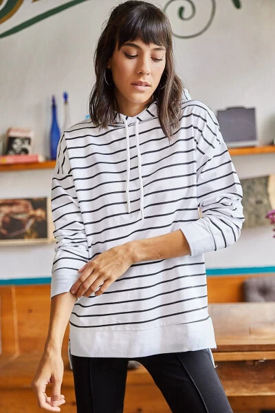 Women's White Striped Side-Slit Hooded Sweatshirt SWT-19000410 - 4
