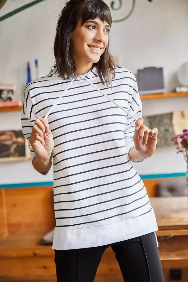 Women's White Striped Side-Slit Hooded Sweatshirt SWT-19000410 - 6