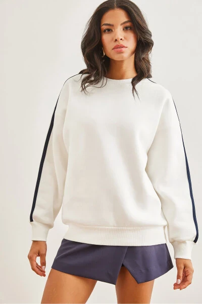 Women's White Striped Sleeve Thistle Thick Sweatshirt SWT-19000688 - OLALOOK (1)