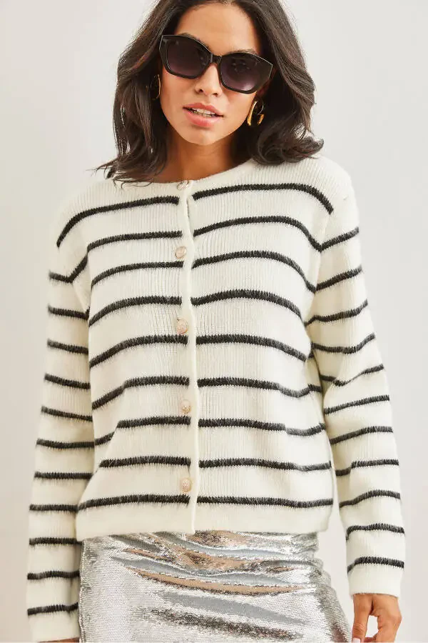 Womens White Thistle Buttoned Striped Knit Cardigan HRK-19000313 - 1