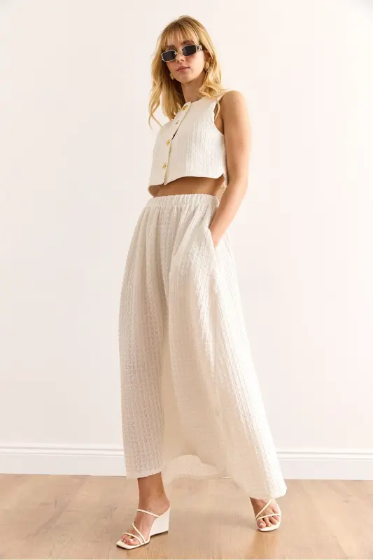 Women's White Top Lined Vest Bottom Pocketed Midi Skirt - 2