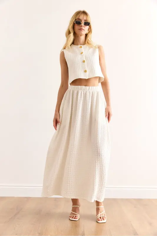 Women's White Top Lined Vest Bottom Pocketed Midi Skirt - 4