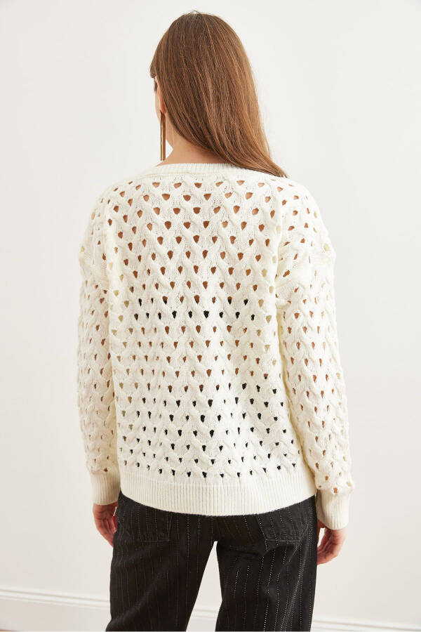 Women's White V-Neck Lacy Thick Knit Sweater KZK-19000829 - 13
