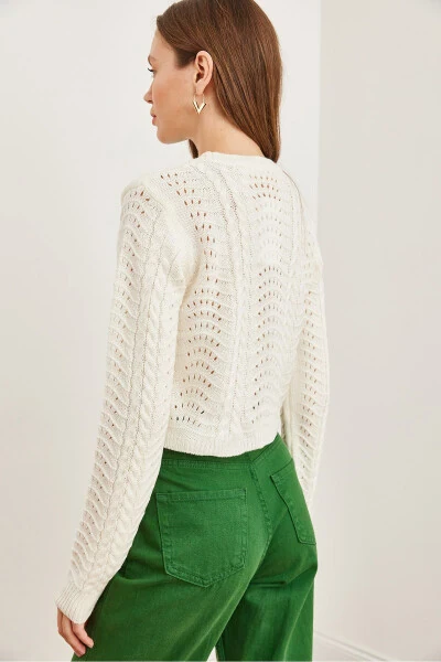 Women's White Wave Knit Cropped Cardigan KZK-19000822 - 6