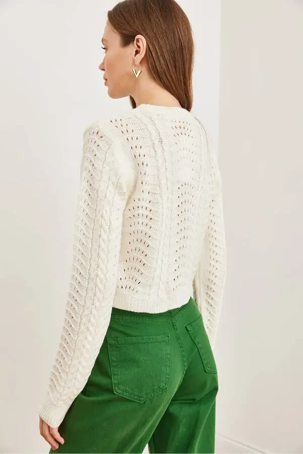 Women's White Wave Knit Cropped Cardigan KZK-19000822 - 6