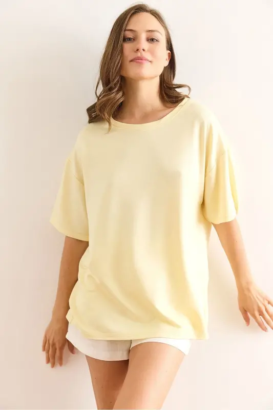 Women's Yellow Crew Neck Oversize Soft Textured T-shirt - OLALOOK