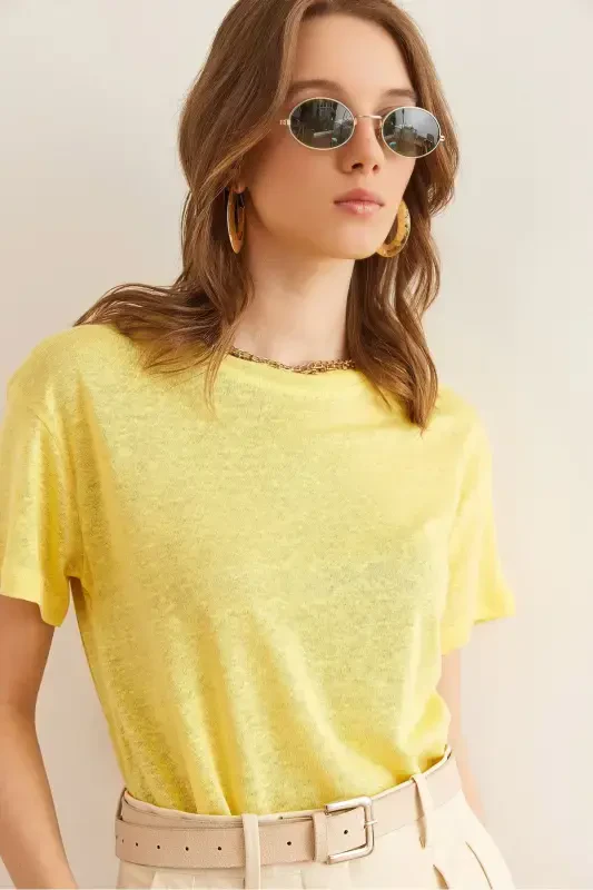 Women's Yellow Flared Dropped Shoulder Crew Neck Crop T-Shirt - 1