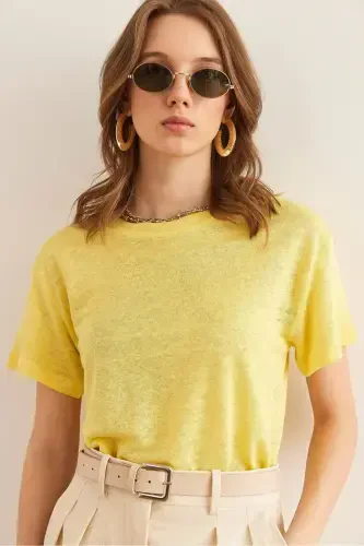Women's Yellow Flared Dropped Shoulder Crew Neck Crop T-Shirt - 4