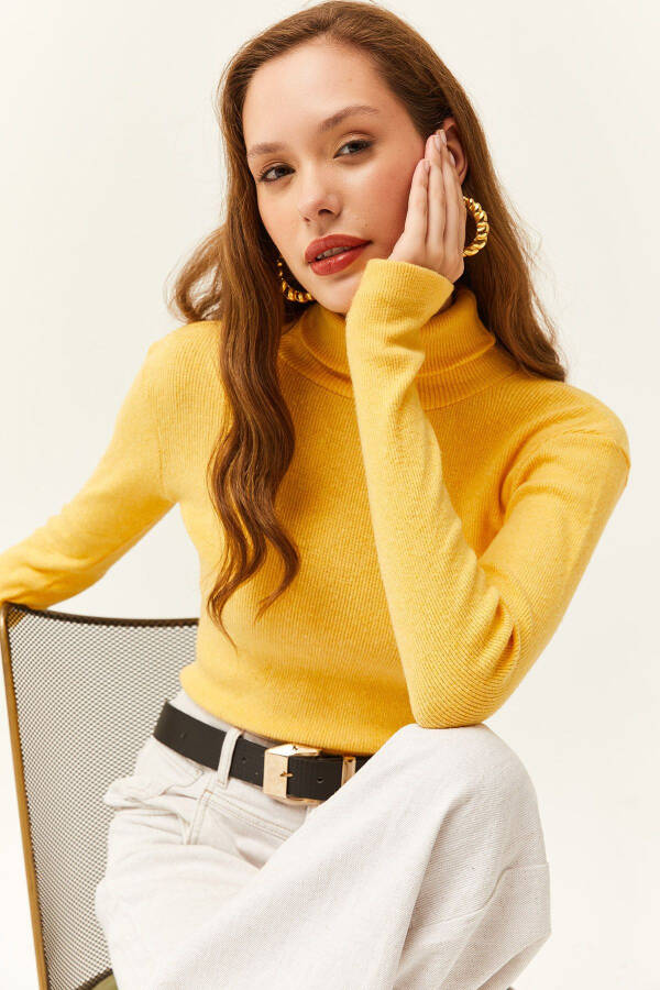 Women's Yellow Henley Neck Finger Detail Lycra Blouse BLZ-19001644 - 1