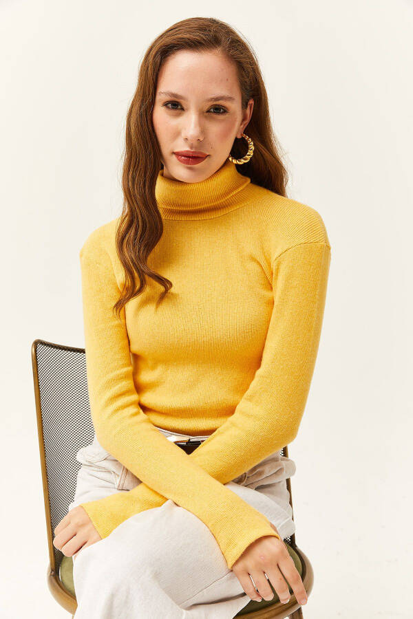 Women's Yellow Henley Neck Finger Detail Lycra Blouse BLZ-19001644 - 3