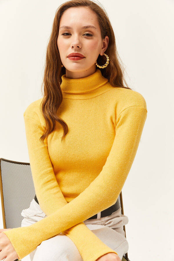 Women's Yellow Henley Neck Finger Detail Lycra Blouse BLZ-19001644 - 4