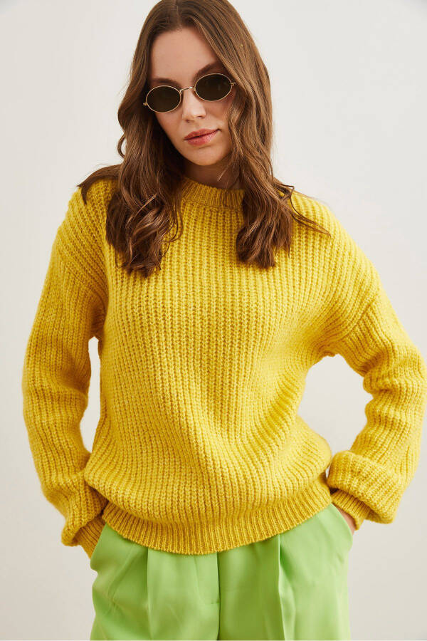 Women's Yellow Thick Knit Thistle Balloon Sleeve Knitted Sweater KZK-19000863 - 4