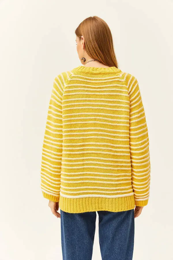 Women's Yellow V-Neck Striped Soft Touch Knit Pullover Sweater KZK-19000739 - 5