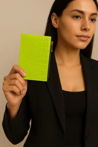 Women's Zipper Detailed Crocodile Leather Look Card Wallet – Compact And Stylish-Pistachio Green - NAKSHISTORE (1)