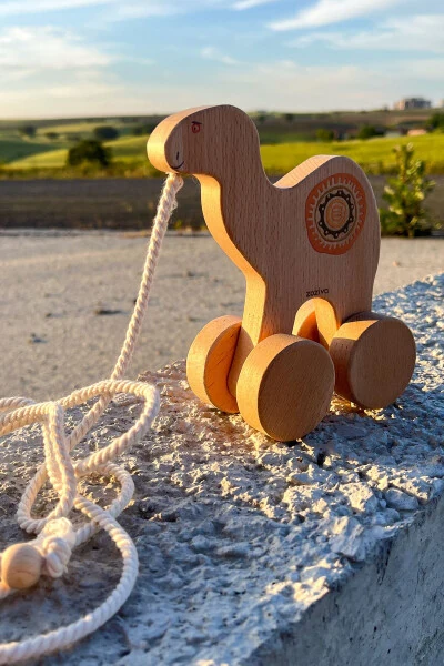Wooden Camel Toy, Small Wooden Playmate, Pull Toy - Modazone (1)