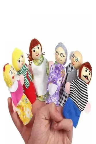 Wooden Doll Family Set - 6 Pieces - Waldorf - 3