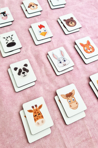 Wooden Iconic Animals Matching Game Intelligence Cards Preschool Educational Material - 6