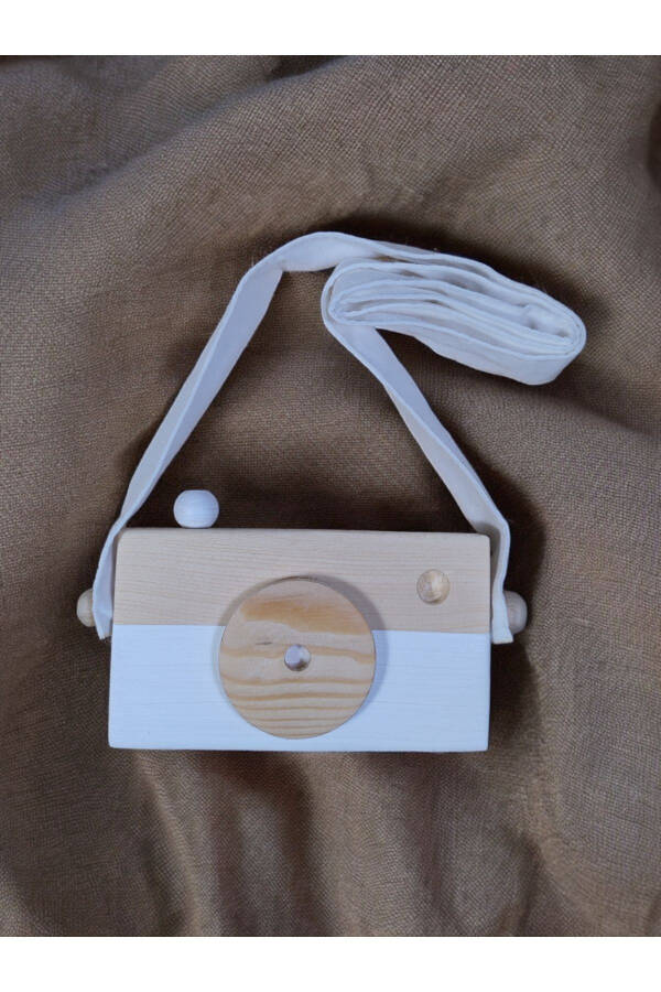 Wooden Toy Gift Camera, Waldorf Toy - 2