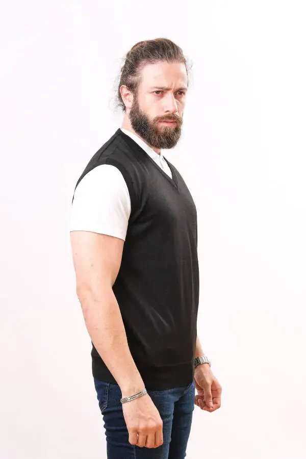 Wool Sleeveless Knit Sweater - Black - 2