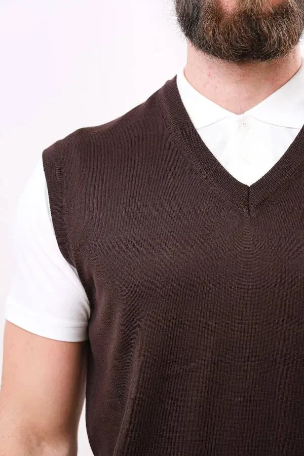 Wool Sleeveless Knit Sweater - Dark Brown - 4