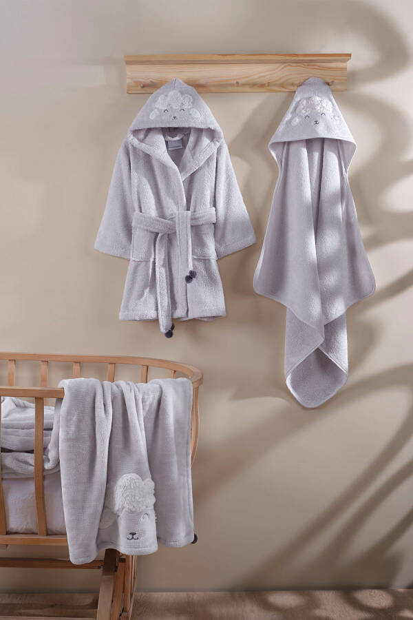 Wooly Swaddle Light Grey 75x75 - 23