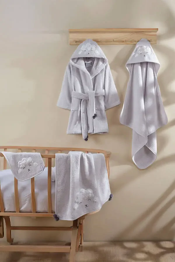 Wooly Swaddle Light Grey 75x75 - 7