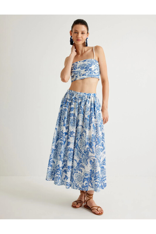 X Melis Ağazat - Çiçekli Fisto Crop Büstiyer İnce Askılı Slim Fit - MAVİ DESENLİ - KOTON