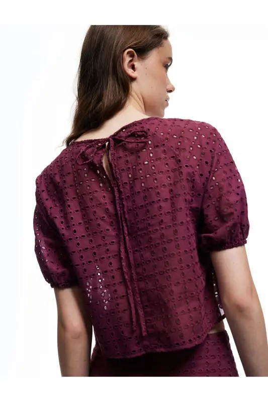 X Melis Ağazat - Cotton Lined Broderie Anglaise Scalloped Short Sleeve Crew Neck Blouse - 3