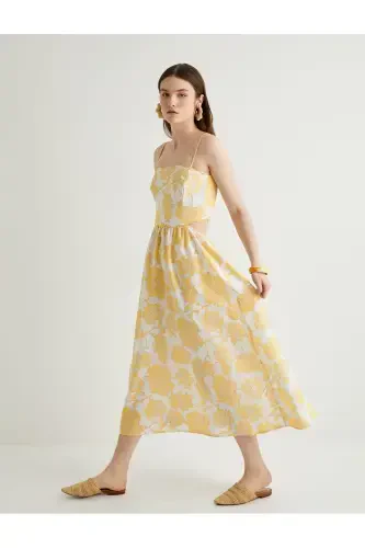 X Melis Ağazat - Миди Платье в Цветочек на Бретелях Клеш Вискоза с Деталью Окна - 1