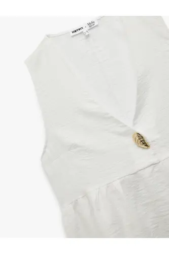 X Melis Ağazat - Seashell Accessory Detailed V-Neck Sleeveless Peplum Blouse - 5