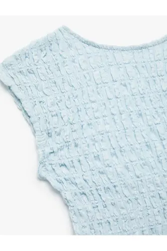 X Melis Ağazat - Slim Fit Kolsuz Dokulu Sırt Dekolteli Bisiklet Yaka Crop Tişört - 6