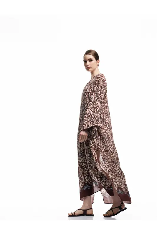 X Melis Ağazat - Yirtmaç Detalli Etnik Desenli Uzun Keng Kollu V Yaka Kimono Ko'ylak - KOTON
